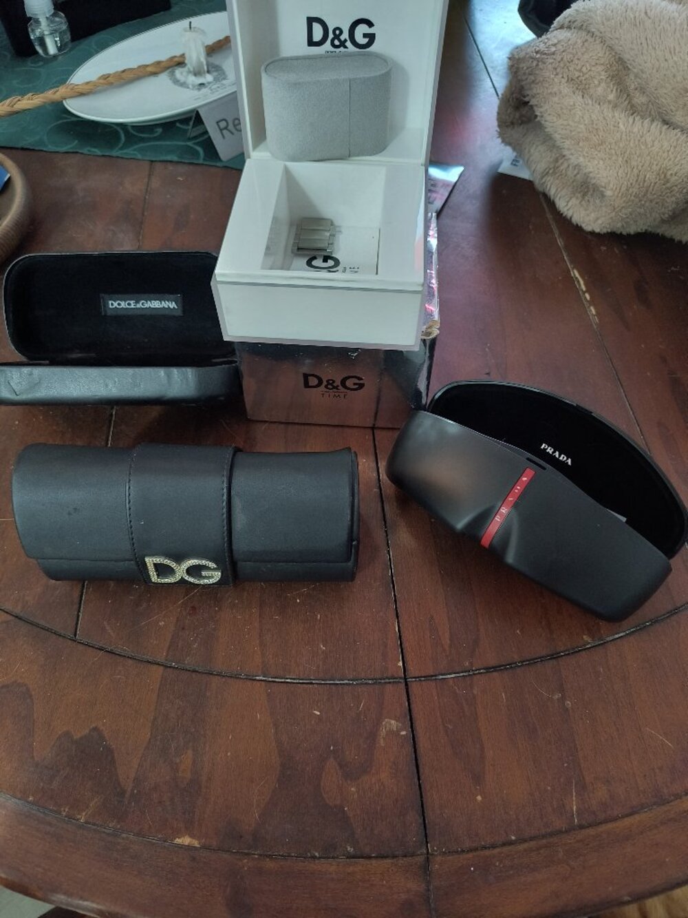 Accessories - Picture 4 of 4